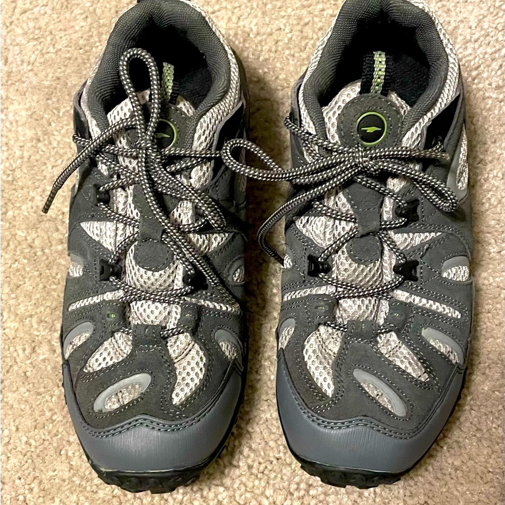 Avia Women Size 8, Gray Athletic Shoes with Rugged Design and Ventilation, used